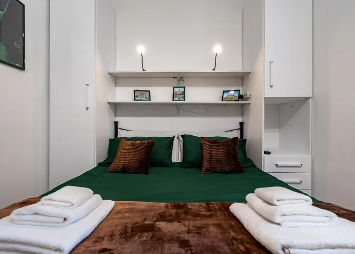 Apartamento A Due Fermate Dal Colosseowi-fi & Netflix Gratis *